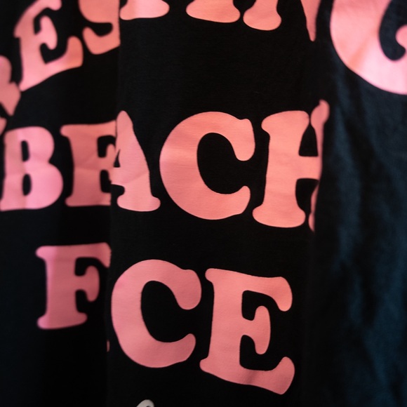 PINK ‘Resting Beach Face’ Tank - Picture 3 of 6